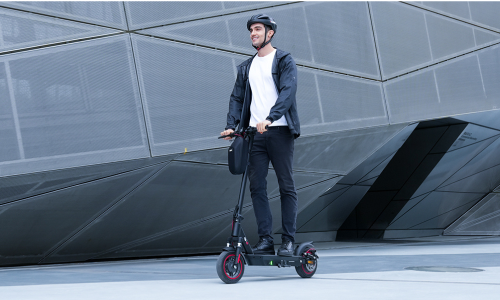 10 Things Only Electric Scooter Commuters Understand
