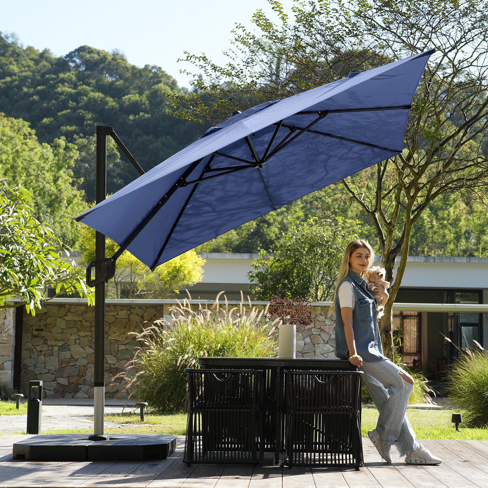 iScooter Outdoor Cantilever Telescopic Umbrella