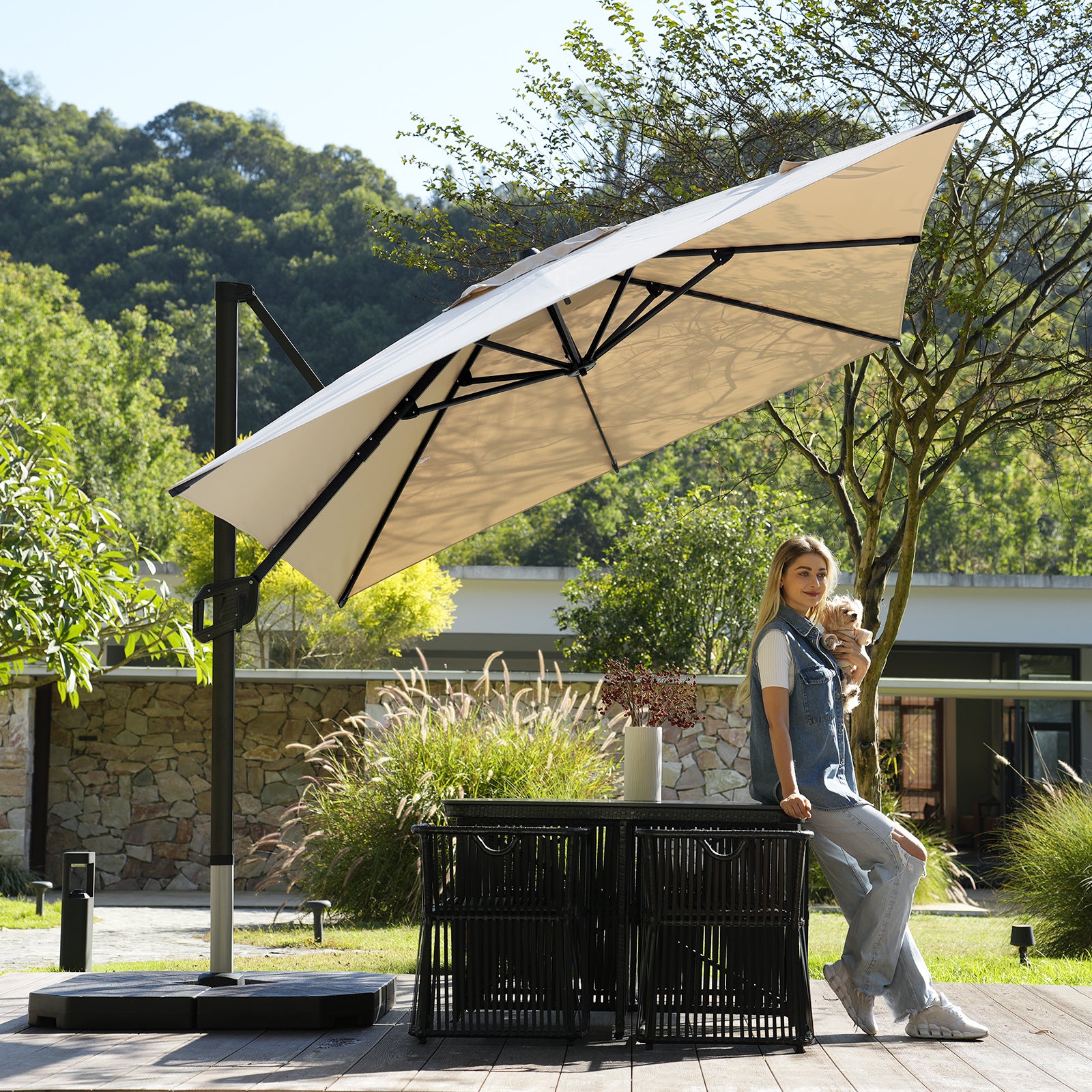 iScooter Outdoor Cantilever Telescopic Umbrella